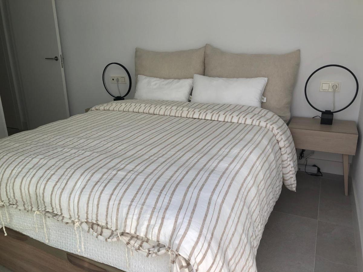 Modern Apartment In Front Of Cabopino Golf Marbella Exterior foto